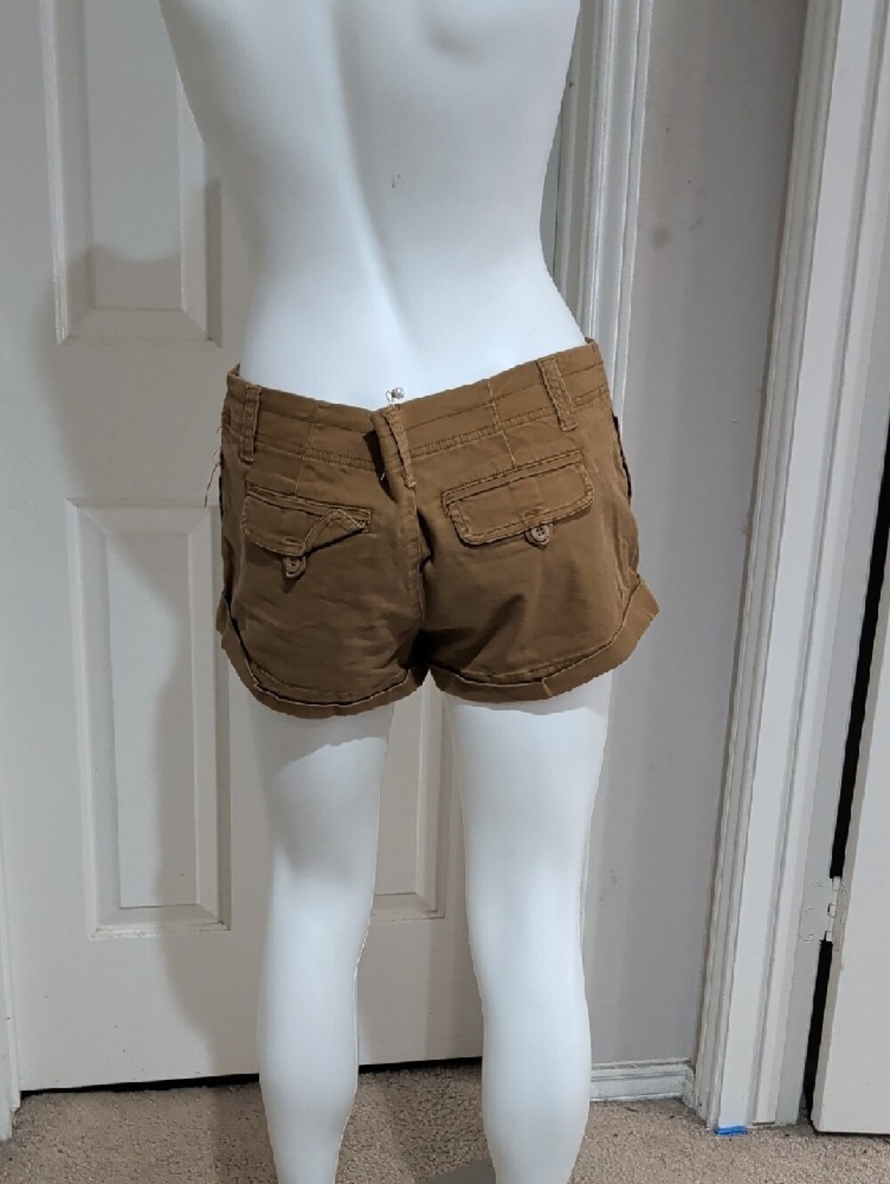 Hollister High-Waist Folded Hem Shorts - Brown/Tan Women's 29 - Picture 5 of 7